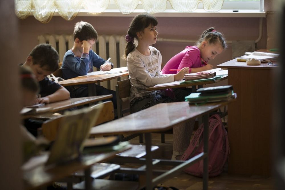 Beheizung von Schulen und Kindergärten, Sportplätzen - Feuerraum - Pelletkessel für feste Brennstoffe, Pelletbrenner, Industrie