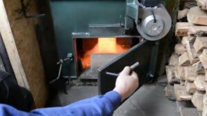 Kocioł z pirolizą – zastosowanie technologii w ogrzewaniu – Palenisko – Kotły na pellet na paliwo stałe, Palniki na pellet, Przemysłowe