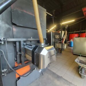 Jaka jest różnica pomiędzy domowymi kotłami rurociągowymi a kotłami - Palenisko - Kotły na pellet na paliwo stałe, Palniki na pellet, Przemysłowe
