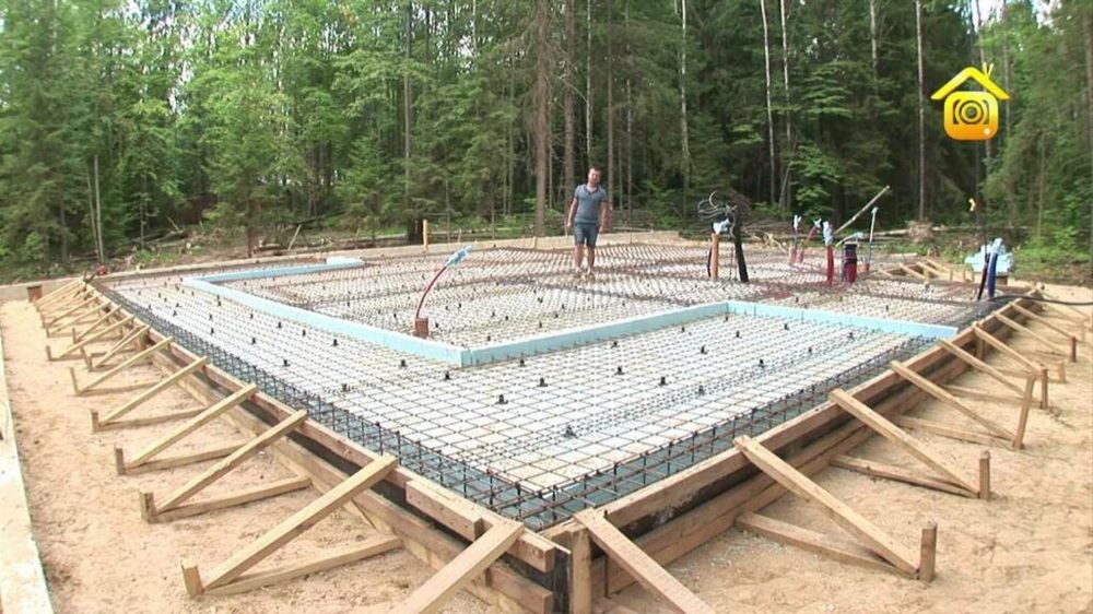 Heating a Private House with Floor Insulation